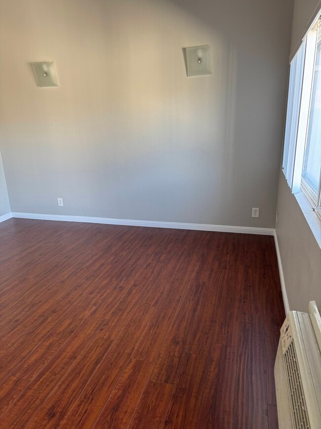 Living Room - 6502 Vineland Apartments