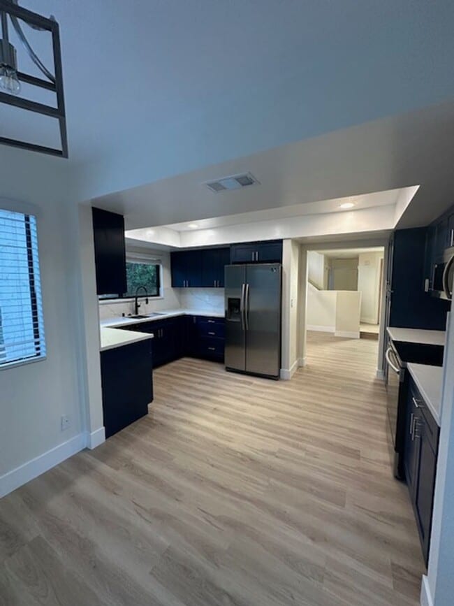 Building Photo - RCA284 - 2846/2848 Cazadero Dr Unit 2848