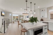 Photo - Contemporary luxury in a prime beachside l... Apartment
