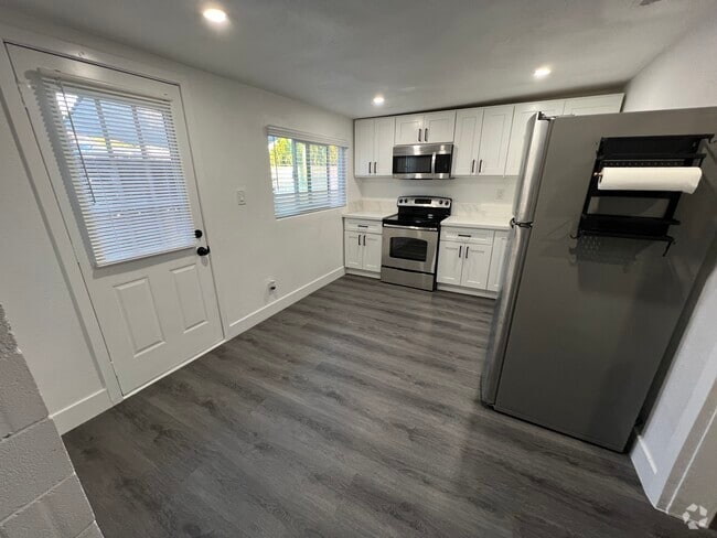 Building Photo - 40585 Sanalamar Dr Rental