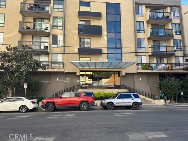 Photo - 7320 Hawthorn Ave Unit 312