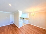 Photo - Beautiful Spacious Top Floor Condo 1 bed - 1 bath with parking in Burbank Unit 304