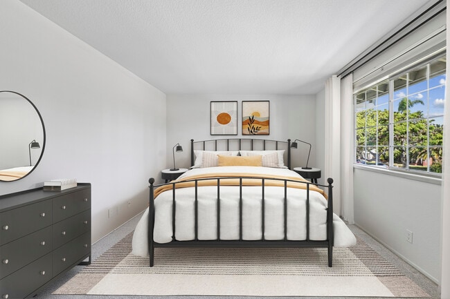 Bedroom with carpet - AVA Newport