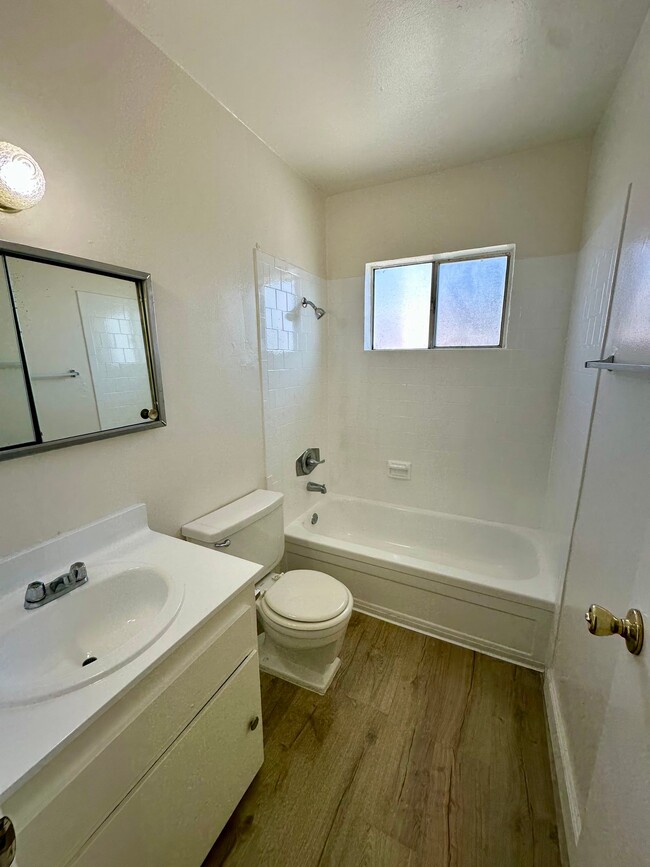 Photo - 15531 Belshire Ave Unit 30