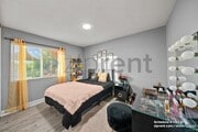 Photo - 2203 E 11th St