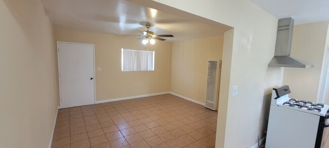 Photo - 1717 Alhambra Ave Unit B