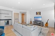 Photo - 1367 N Alta Vista Blvd Unit 304