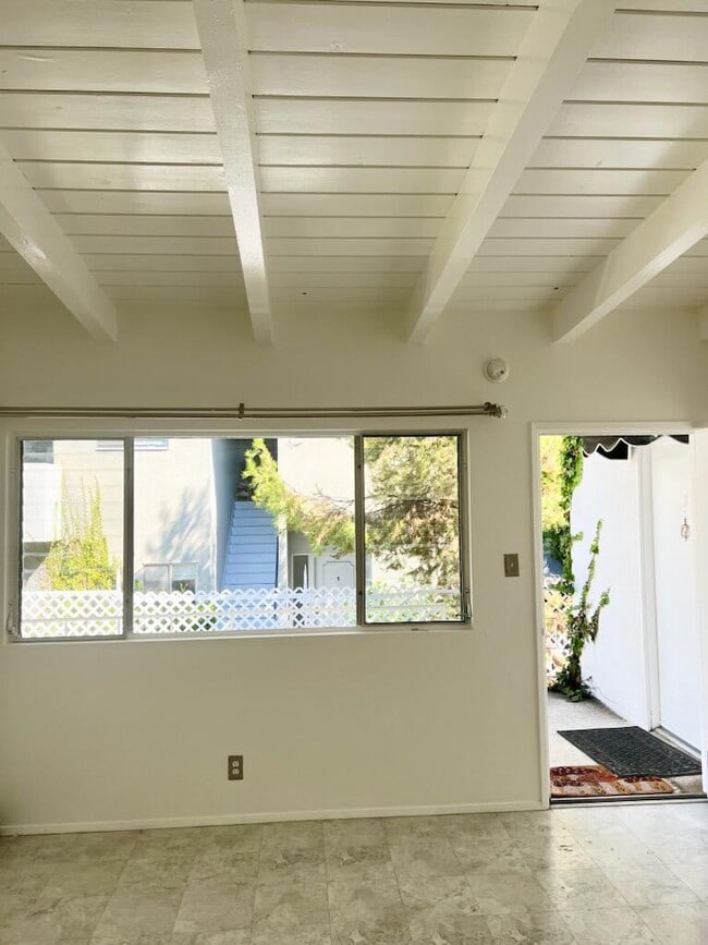 Photo - 11659 Mayfield Ave