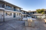 Photo - Talmadge Pacific Apartments
