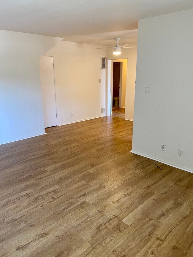 Living Room - 556 N Croft Ave Unit 0