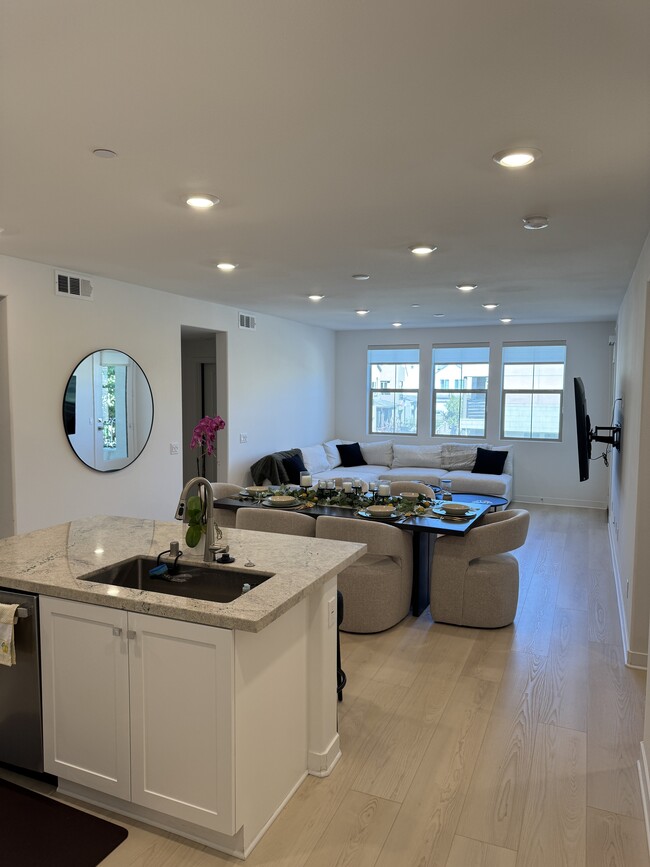 Building Photo - 1201 Lasso Way