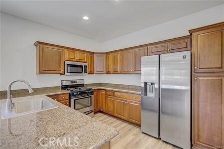 Photo - 1581 Tustin Ave