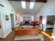 Photo - 728 Westbourne Dr House