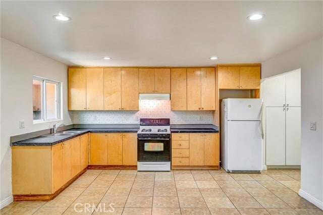 Photo - 6735 Elmer Ave Apartment Unit 12