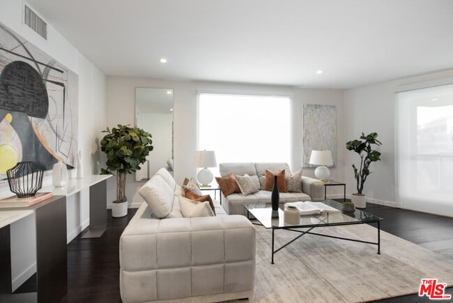 Photo - 3425 W Olive Ave Unit 471