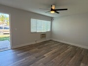 Photo - 1747 Acorn St