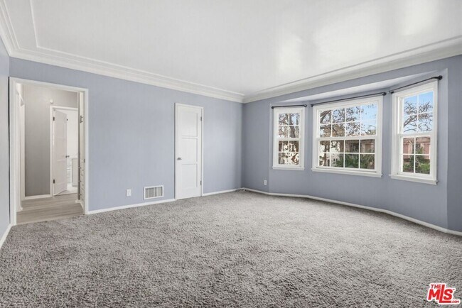 Photo - 1255 S Crescent Heights Blvd