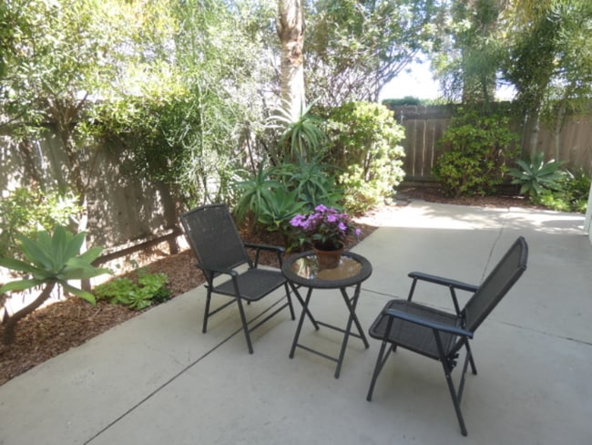 Photo - 350 Chestnut Ave Townhome