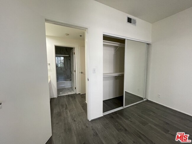 Photo - 10600 Wilshire Blvd