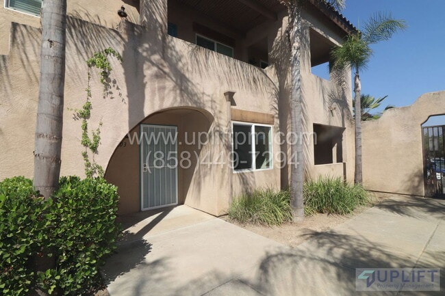 Photo - 115 6th St Unit 203