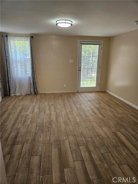 Photo - 14914 Denker Ave
