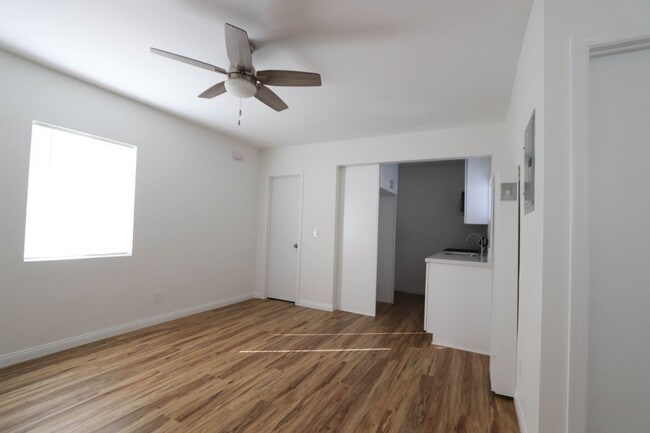 Photo - LB0167 Unit 169 1/2  E 67th St