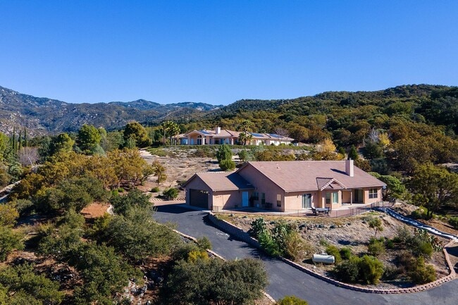 Photo - 32153 Cerrada del Coyote