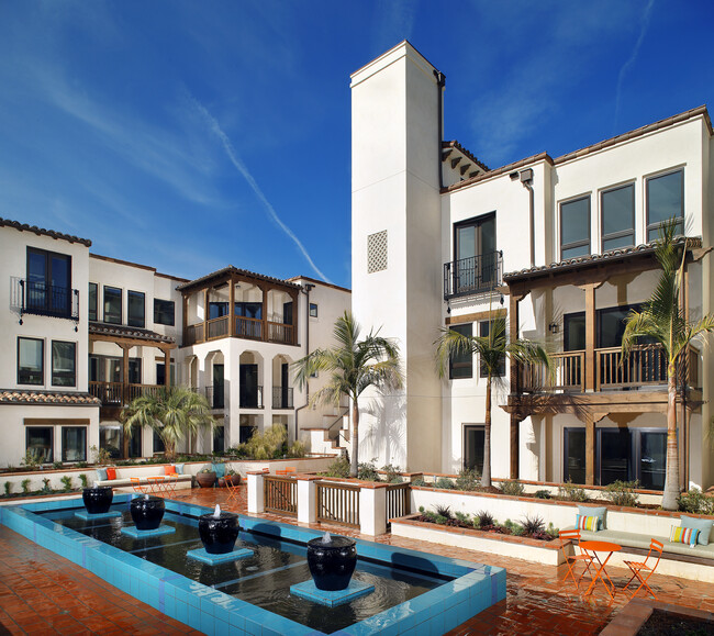 The HW by CLG - The HW by CLG Apartments
