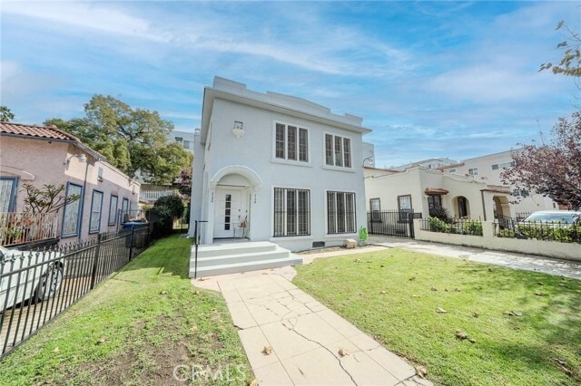 Photo - 736 S Gramercy Dr