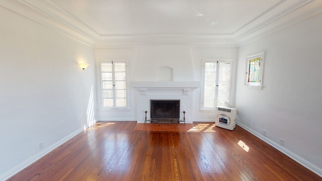 Photo - 10747 Ashton Ave Unit 10747
