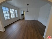 Photo - 640 N Poinsettia Pl