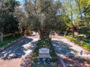 Photo - 1030 W MacArthur Blvd Unit 91