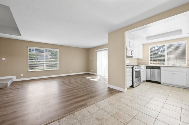 Photo - 1101 Golden Springs Dr