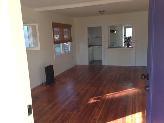 Photo - 425 Grand Blvd