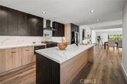 Photo - 5109 Longridge Ave