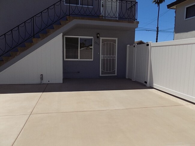 Building Photo - m497 - Mateer Unit 1211