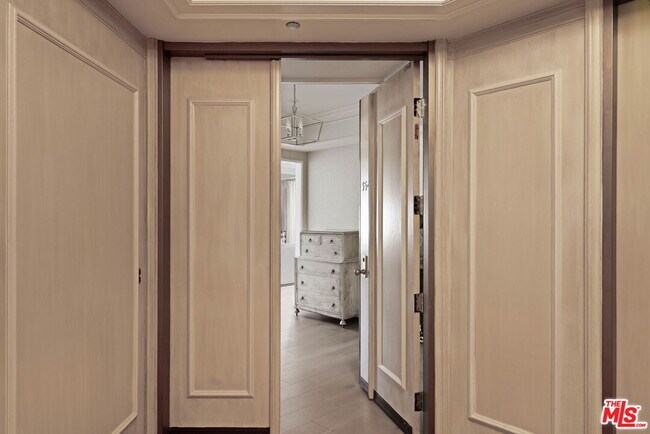 Photo - 300 N Swall Dr Unit 354