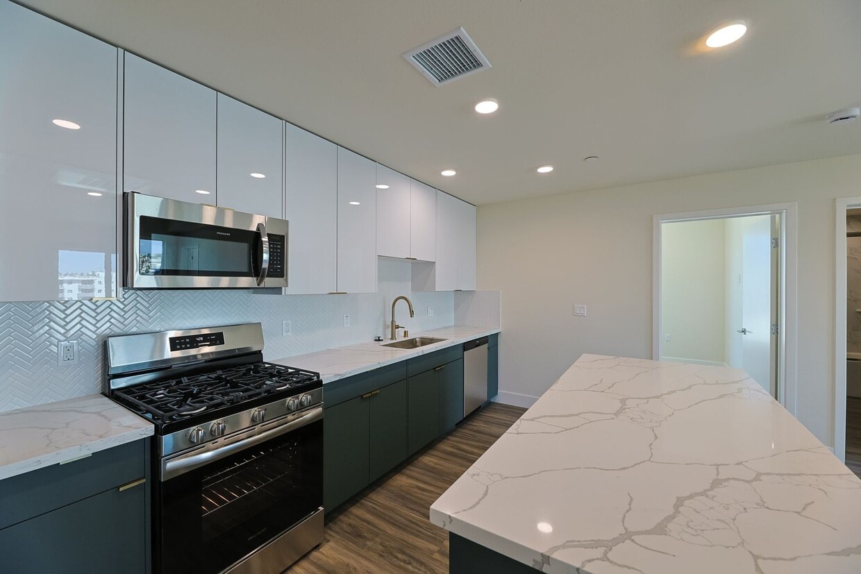 Floor Plan - Floor Plan D2