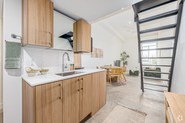 Studio - 471SF - Kitchen - Step Apartments