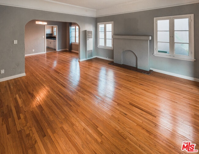 Photo - 817 Westmount Dr Unit 819.5