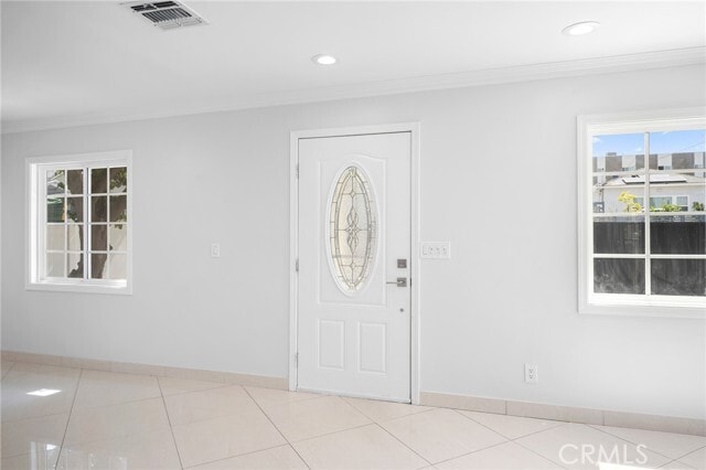 Photo - 10227 Helendale Ave