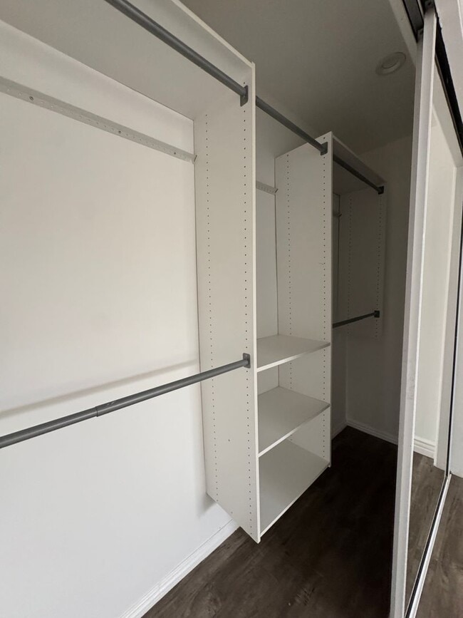 Photo - 337 Rexford Dr Unit 337 S Rexford Dr 2