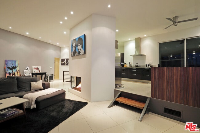 Photo - 6767 Whitley Terrace