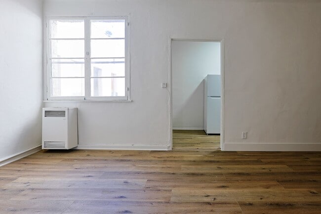 Photo - Edgemont Apartments