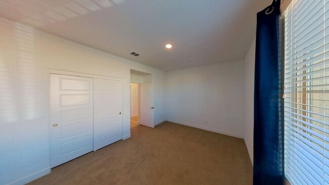 Photo - 1627 Vlg Grn Wy