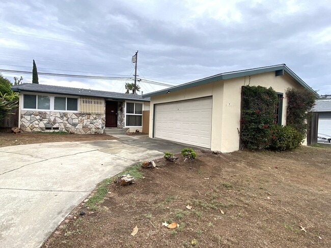 Building Photo - m458 - Fujihara Unit 5546