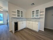 Photo - 828 Hemlock Ave