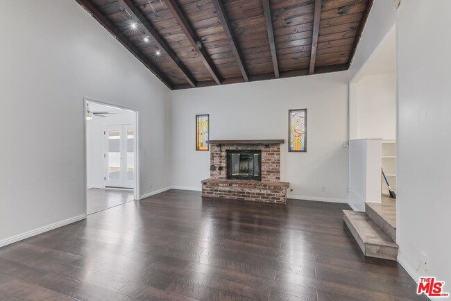 Photo - 4905 Coolidge Ave