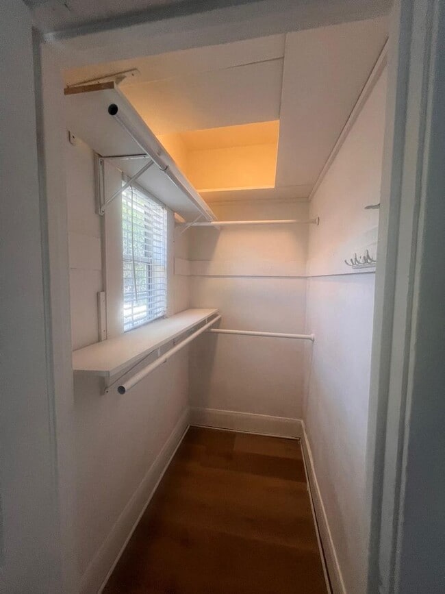 Photo - Beautiful 2 bedrooms 2 full baths house in Golden Hills area