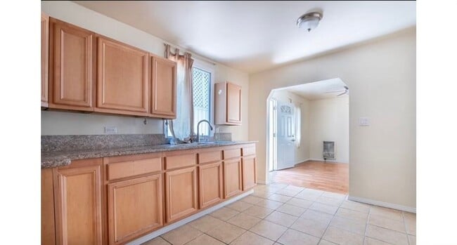 Photo - 1449 Angelus Ave Unit 1449 Angelus Ave